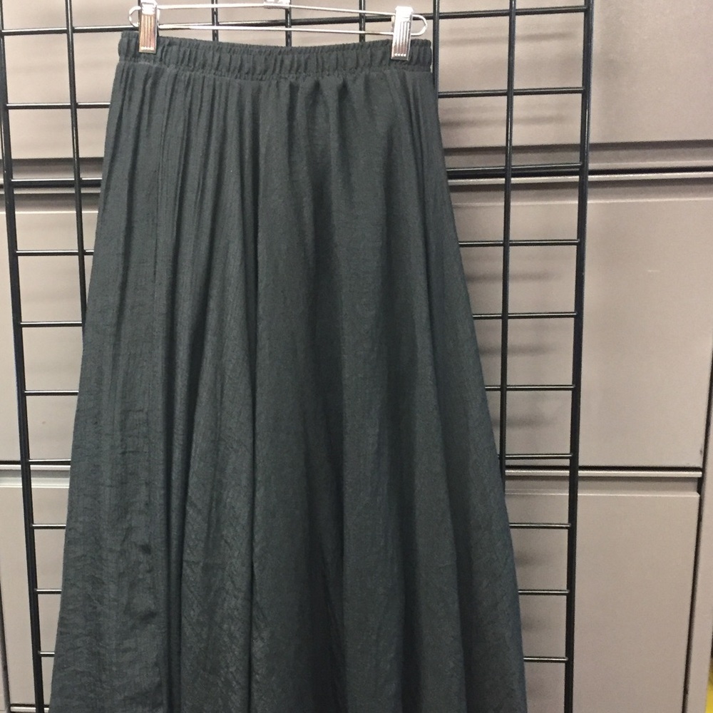 Black Linen blend long skirt - Picture 2 of 5